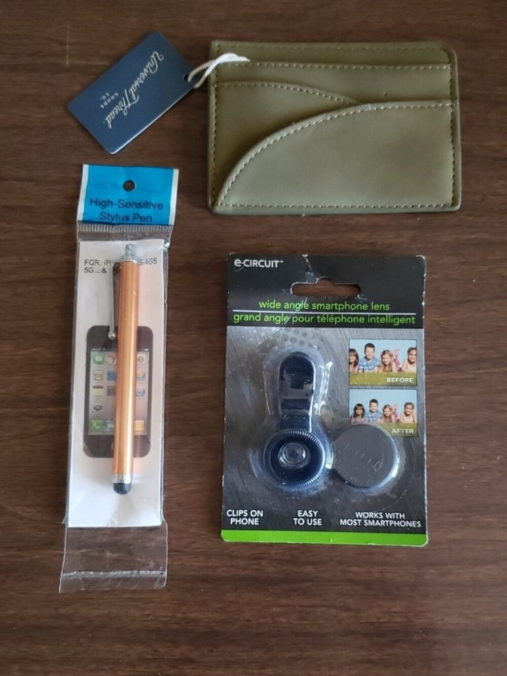 3 pc lot of computer / phone accessories / travel item